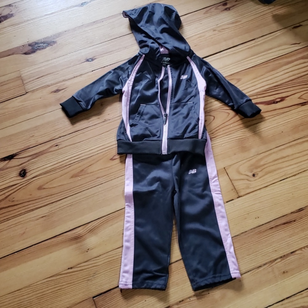 12m New Balance set